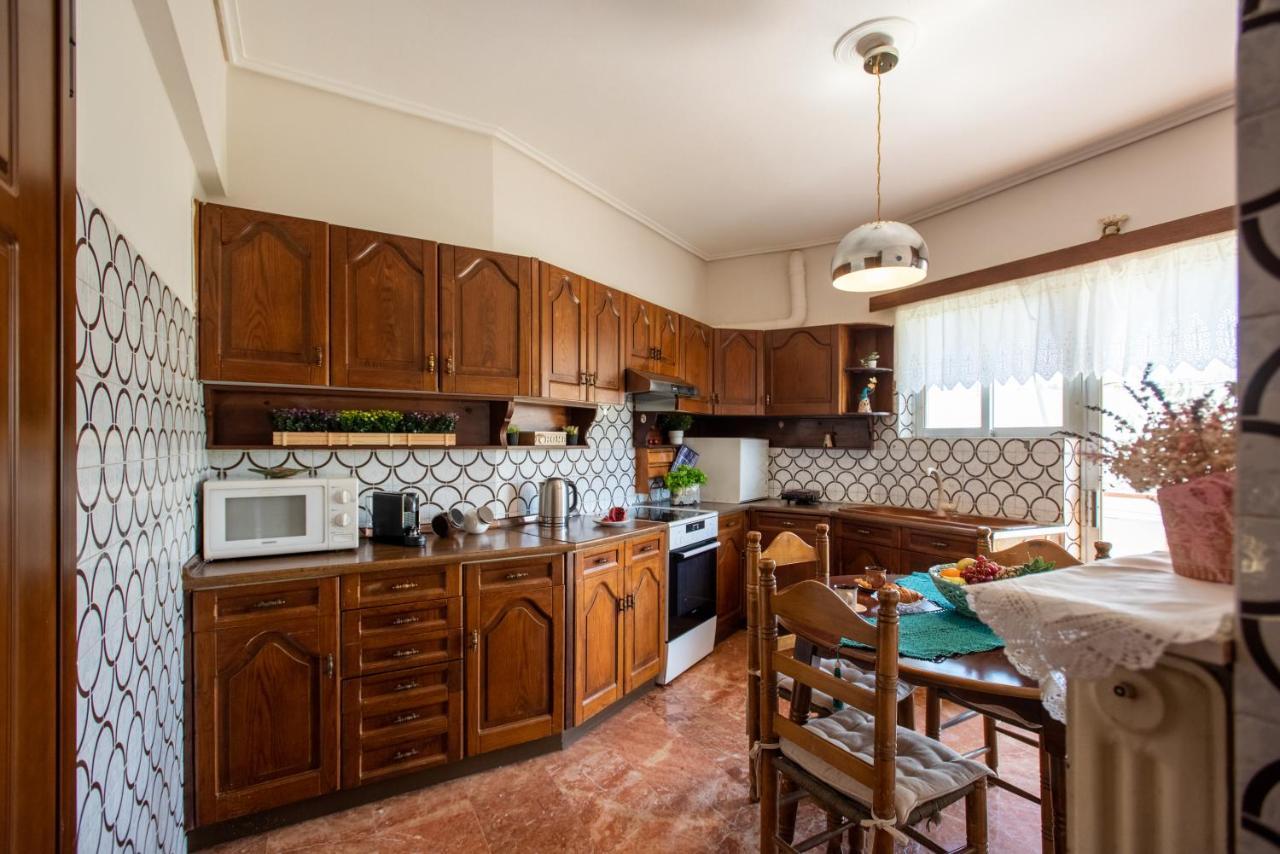 Hector'S Flisvos Apartment Ateny Zewnętrze zdjęcie