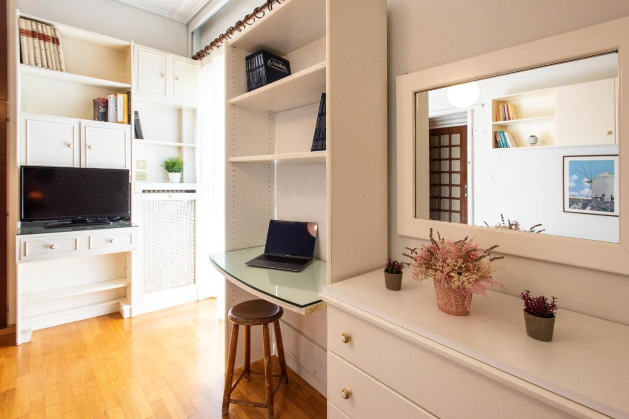 Hector'S Flisvos Apartment Ateny Zewnętrze zdjęcie